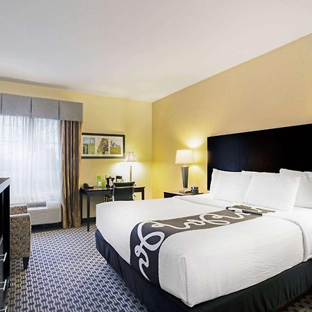 La Quinta By Wyndham Lexington South / Hamburg Hotell Exteriör bild
