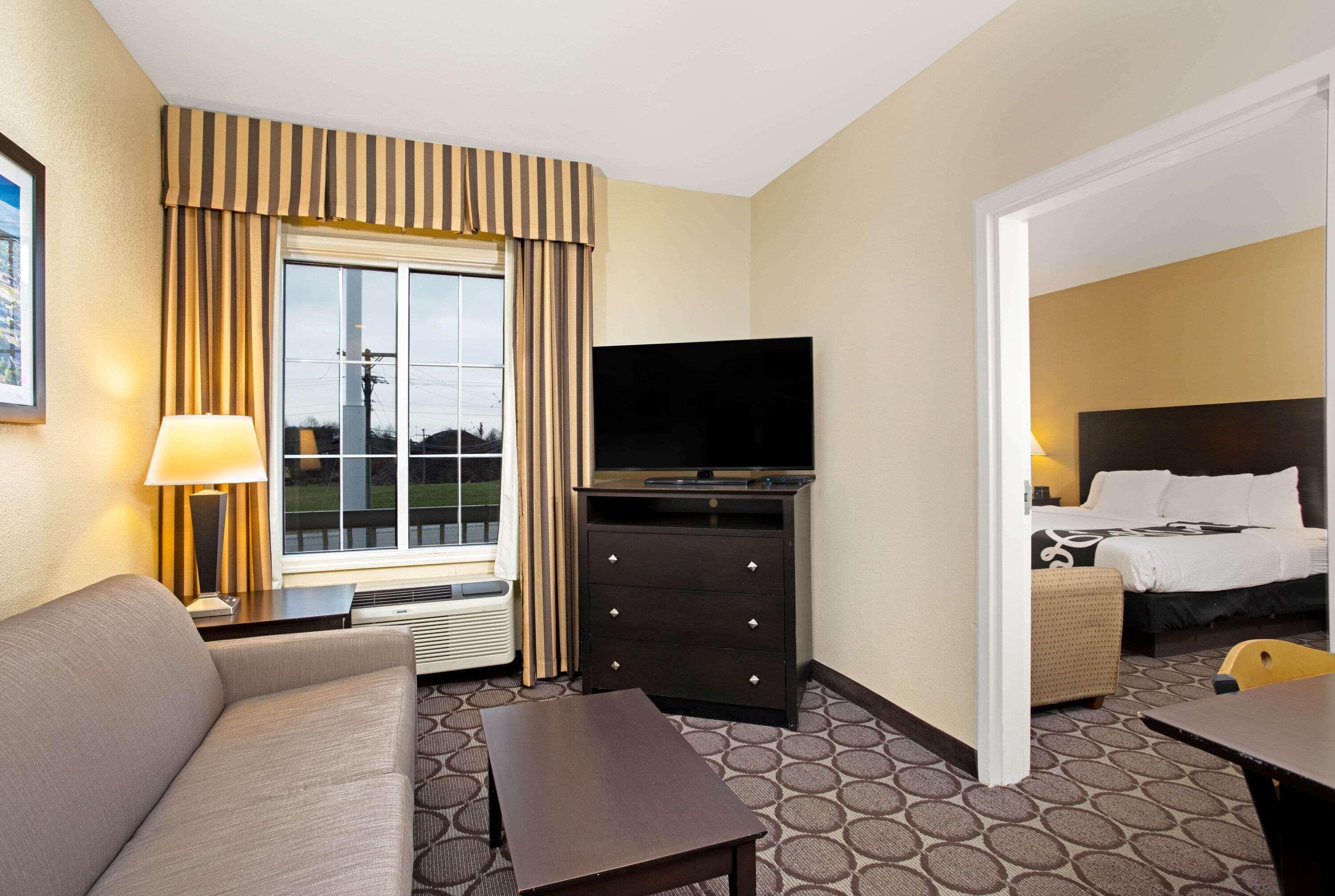 La Quinta By Wyndham Lexington South / Hamburg Hotell Exteriör bild