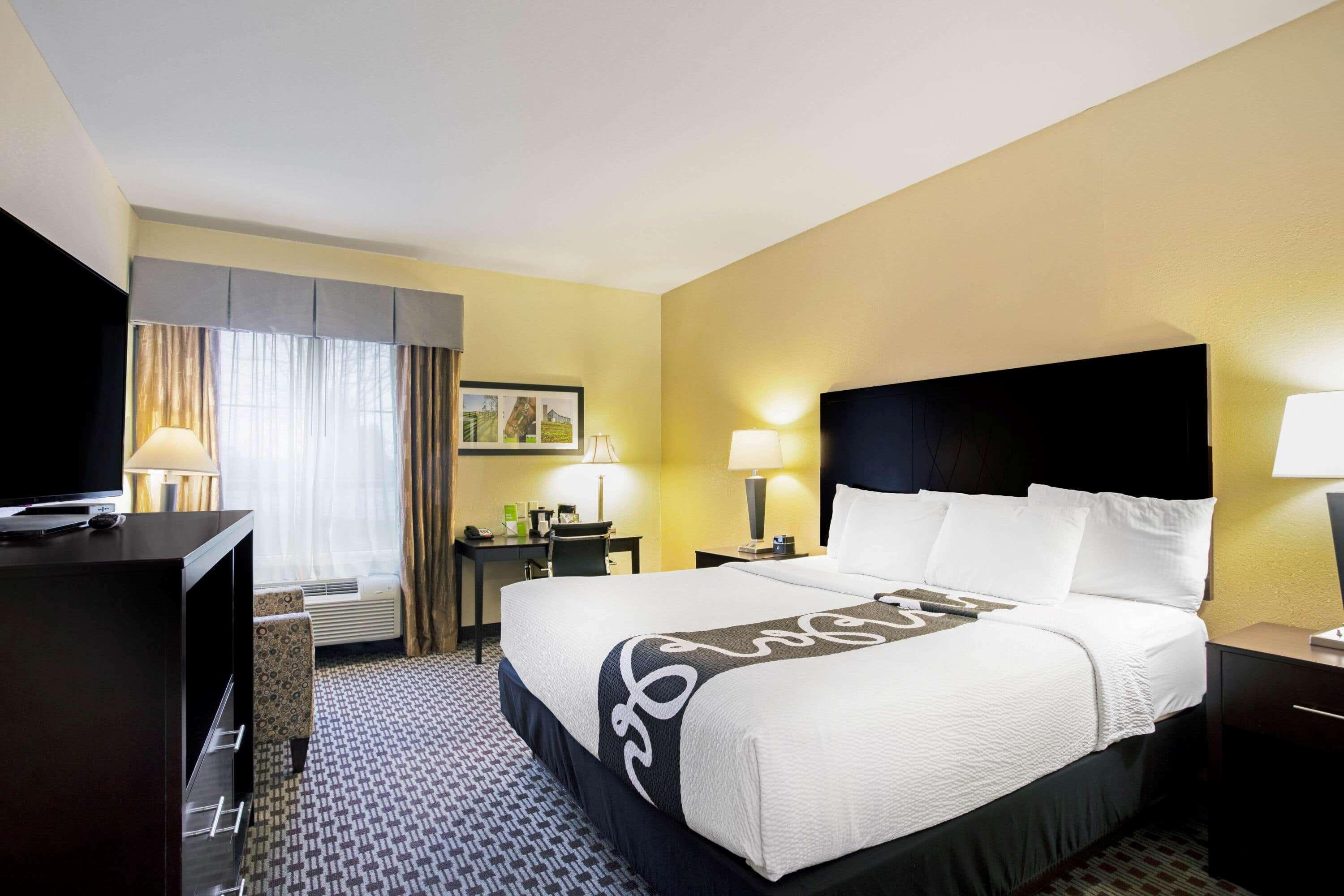 La Quinta By Wyndham Lexington South / Hamburg Hotell Exteriör bild