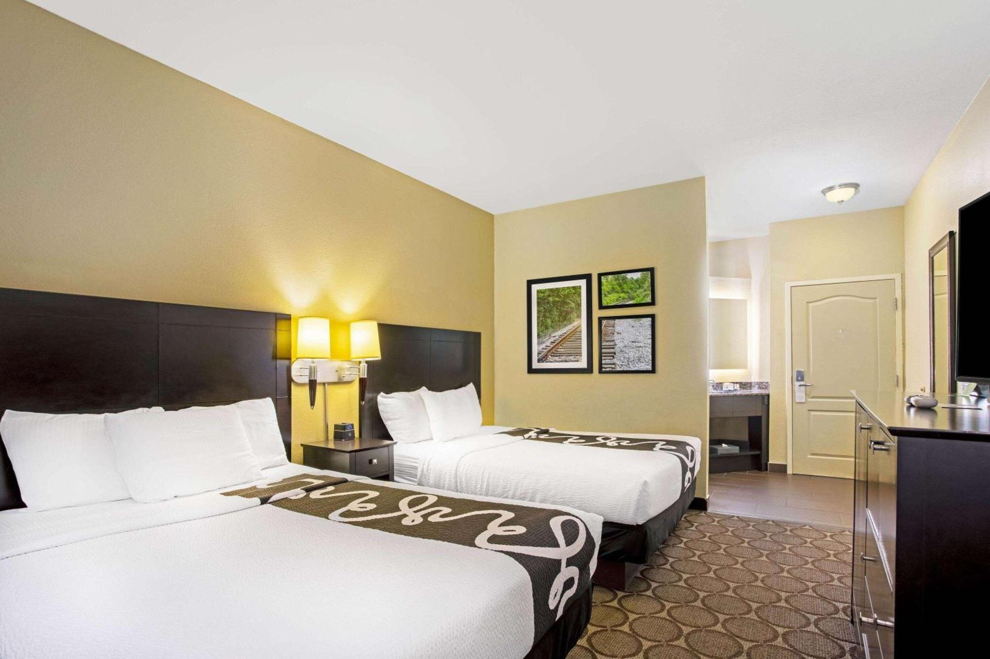 La Quinta By Wyndham Lexington South / Hamburg Hotell Exteriör bild